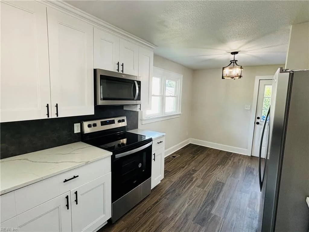 2331 Azalea AVE, PORTSMOUTH VA 23704 - Photo 4