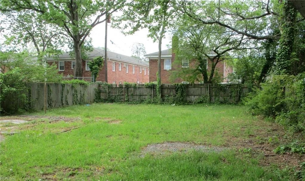 329 E Little Creek RD, NORFOLK VA 23505 - Photo 5