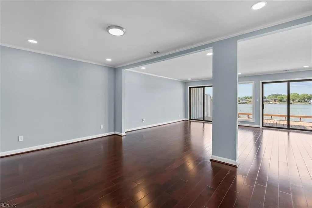 68 Sandie Point LN, PORTSMOUTH VA 23701 - Photo 5