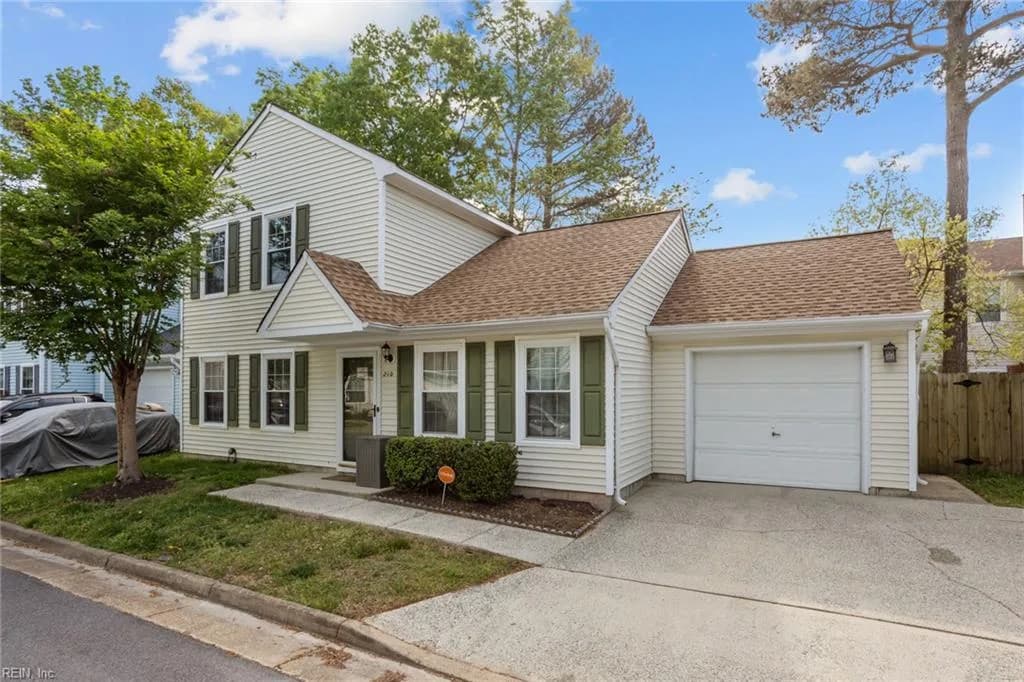 210 S Hunt Club RN, NEWPORTNEWS VA 23608 - Photo 2