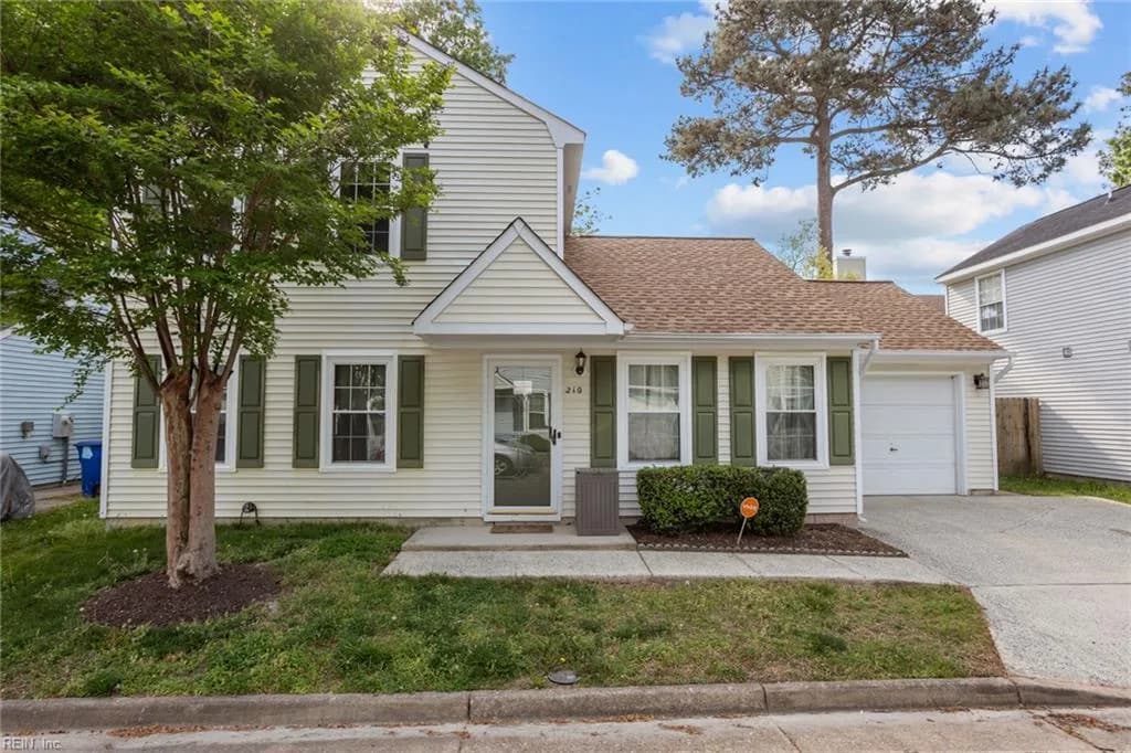210 S Hunt Club RN, NEWPORTNEWS VA 23608 - Photo 3