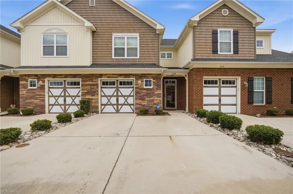 708 Tiffany Green CT, CHESAPEAKE VA 23320