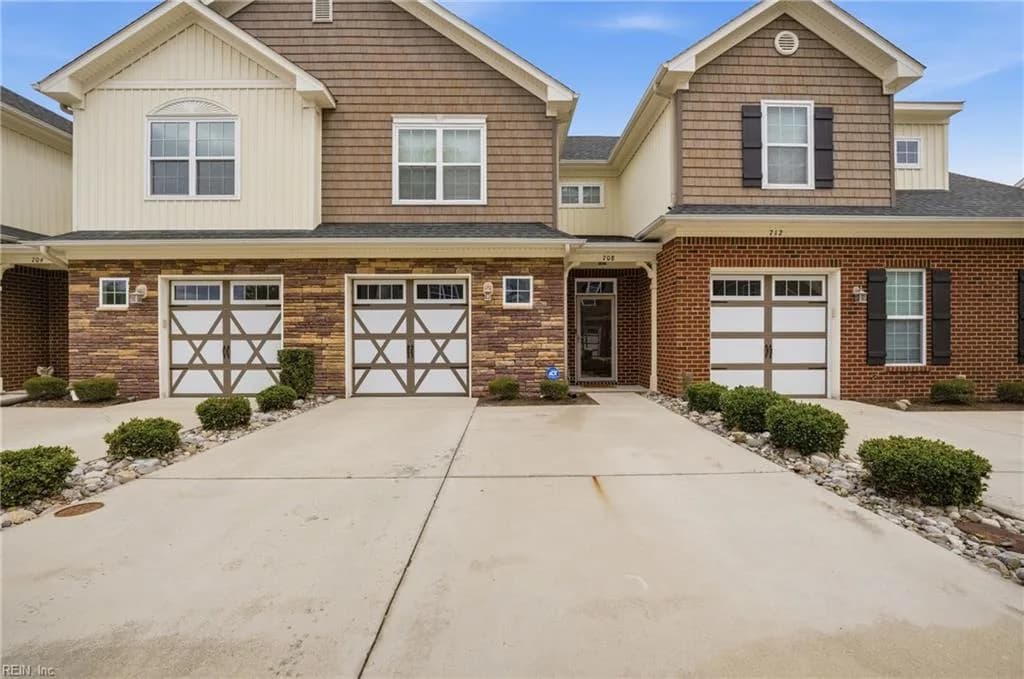 708 Tiffany Green CT, CHESAPEAKE VA 23320 - Photo 2