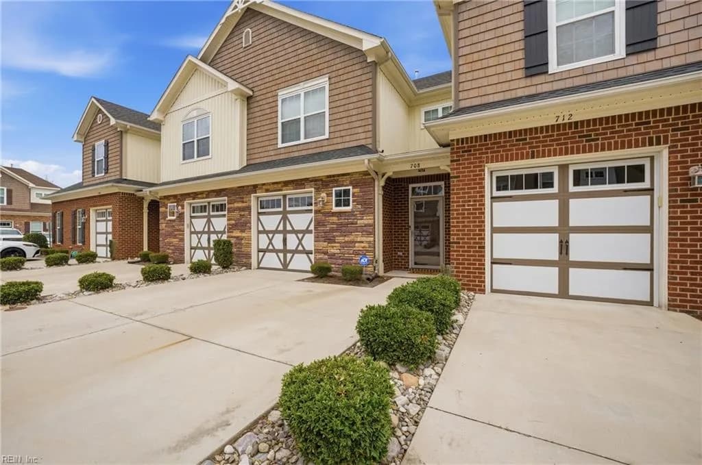 708 Tiffany Green CT, CHESAPEAKE VA 23320 - Photo 4