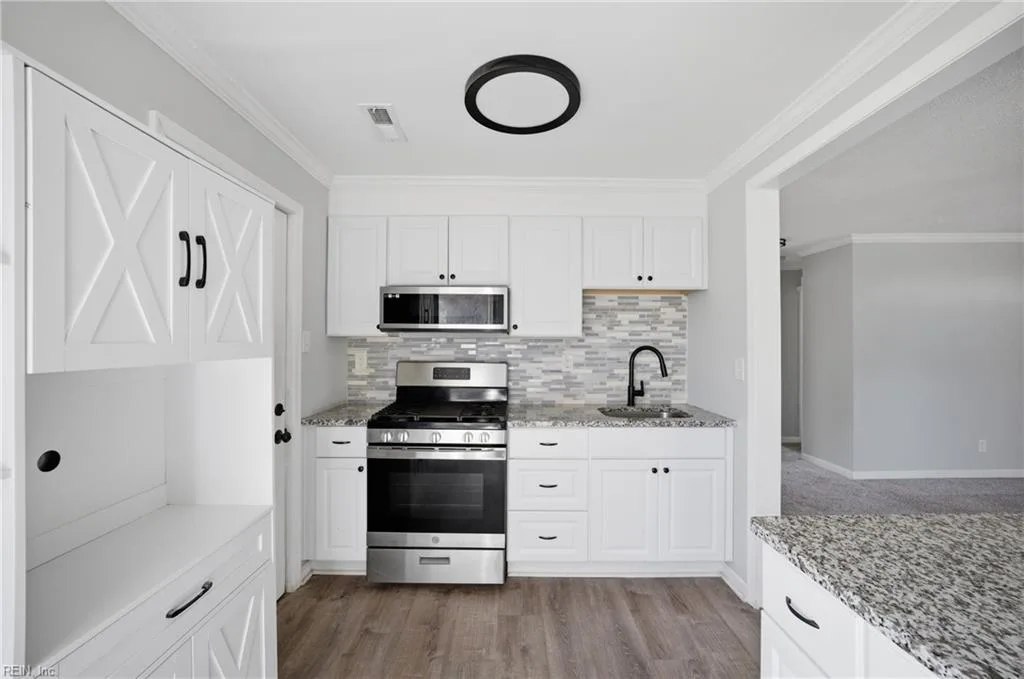 2900 Verdun AVE, NORFOLK VA 23509 - Photo 2