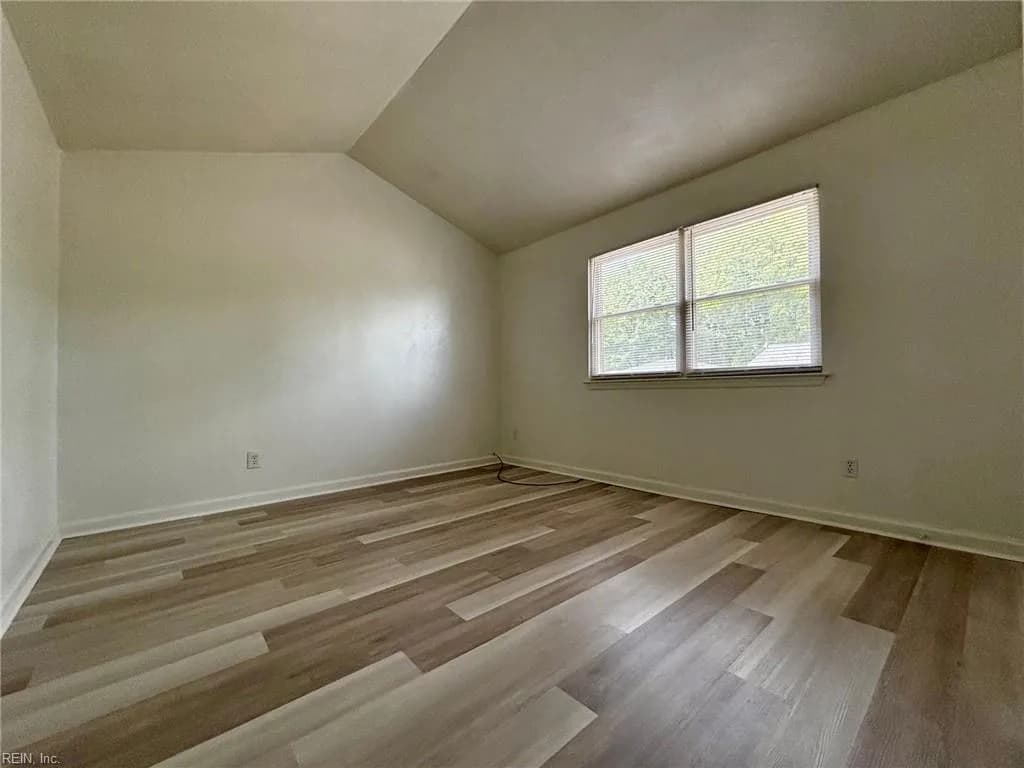 4605 Hardy CT #B, SUFFOLK VA 23435 - Photo 5