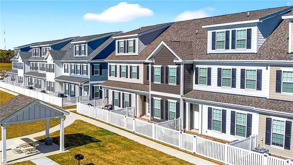 2019 Guava LN, CHESAPEAKE VA 23321 - Photo 5