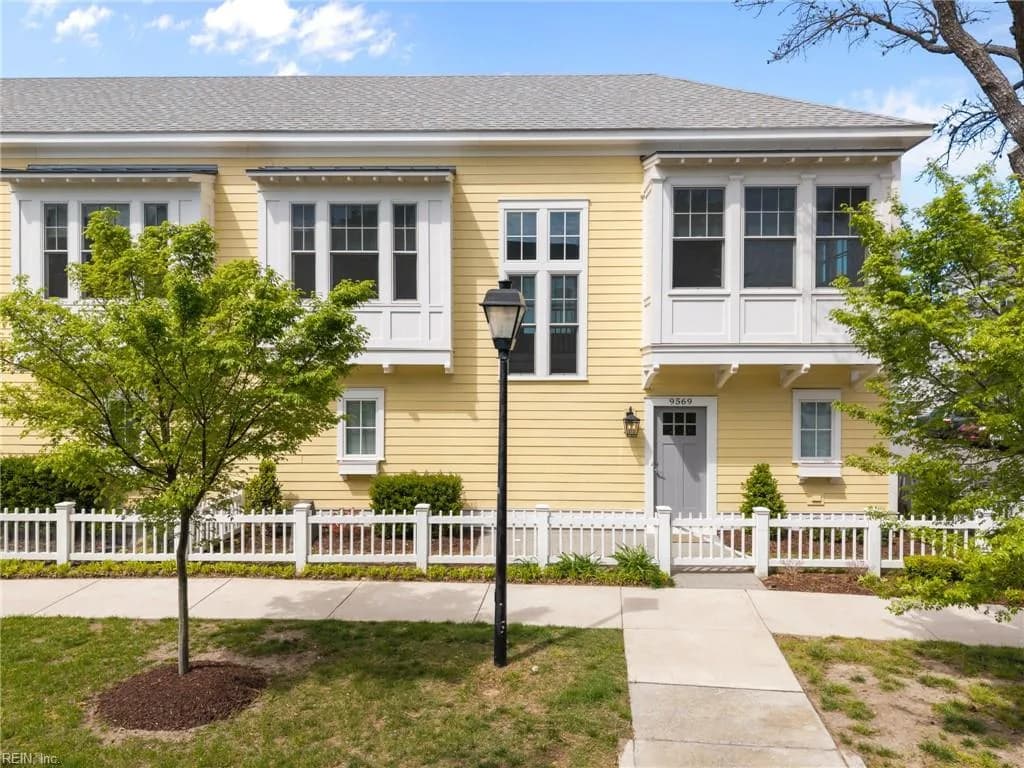9569 23rd Bay ST, NORFOLK VA 23518 - Photo 3