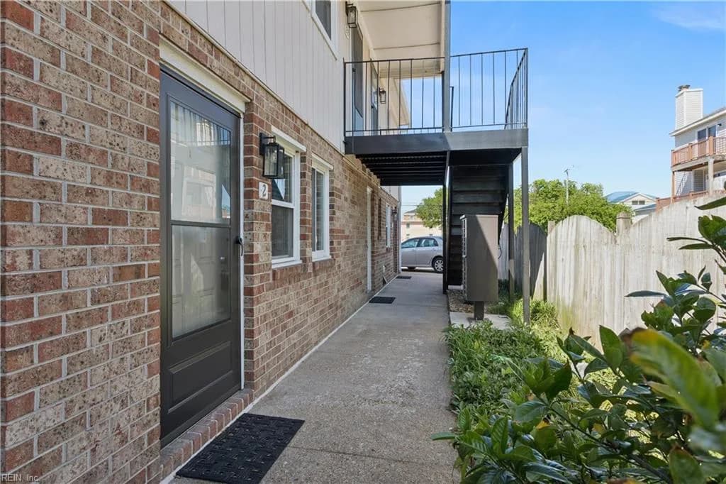 1423 E Ocean View AVE #2, NORFOLK VA 23503 - Photo 3