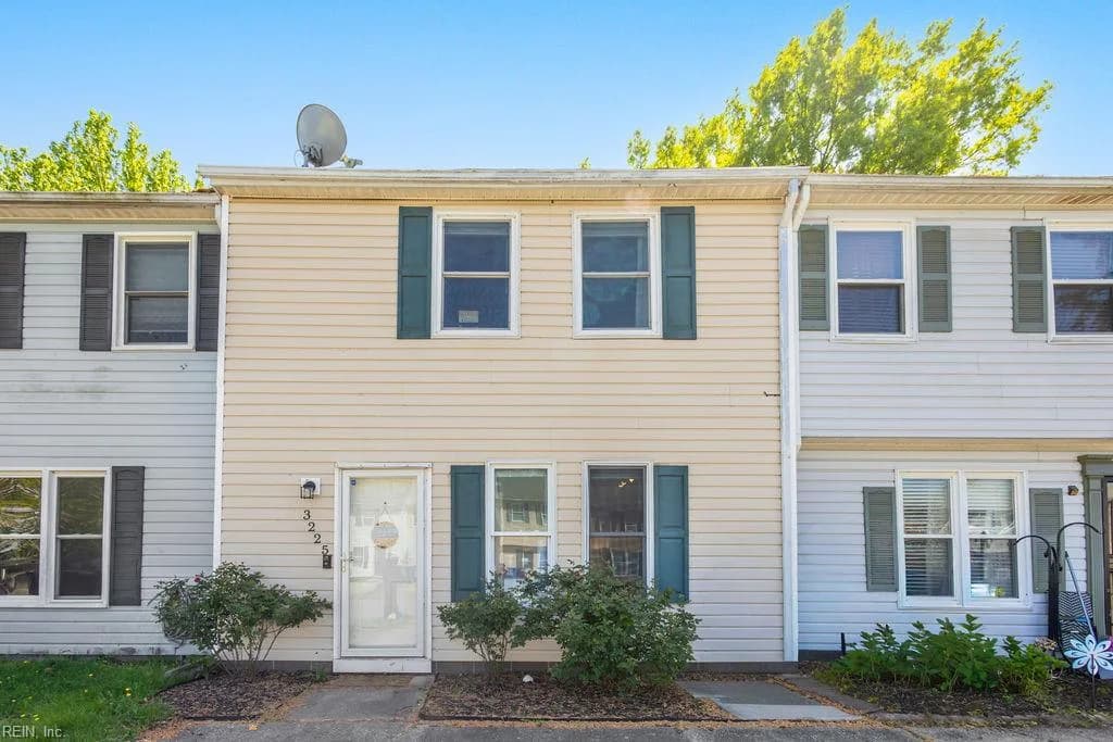 3225 Clover E RD, CHESAPEAKE VA 23321 - Photo 2