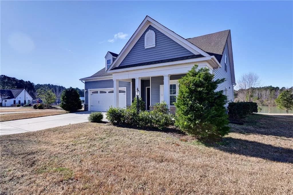 306 Oak Hill LN, SMITHFIELD VA 23430 - Photo 4