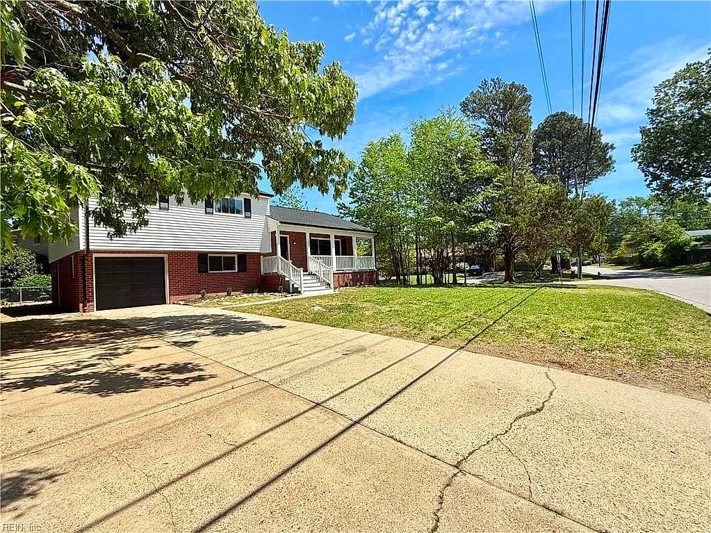 3900 EDINBURGH DR, VIRGINIA BEACH VA 23452 - Photo 4