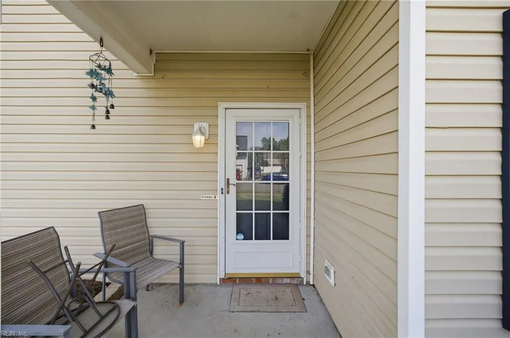3340 Country CIR, CHESAPEAKE VA 23324 - Photo 5