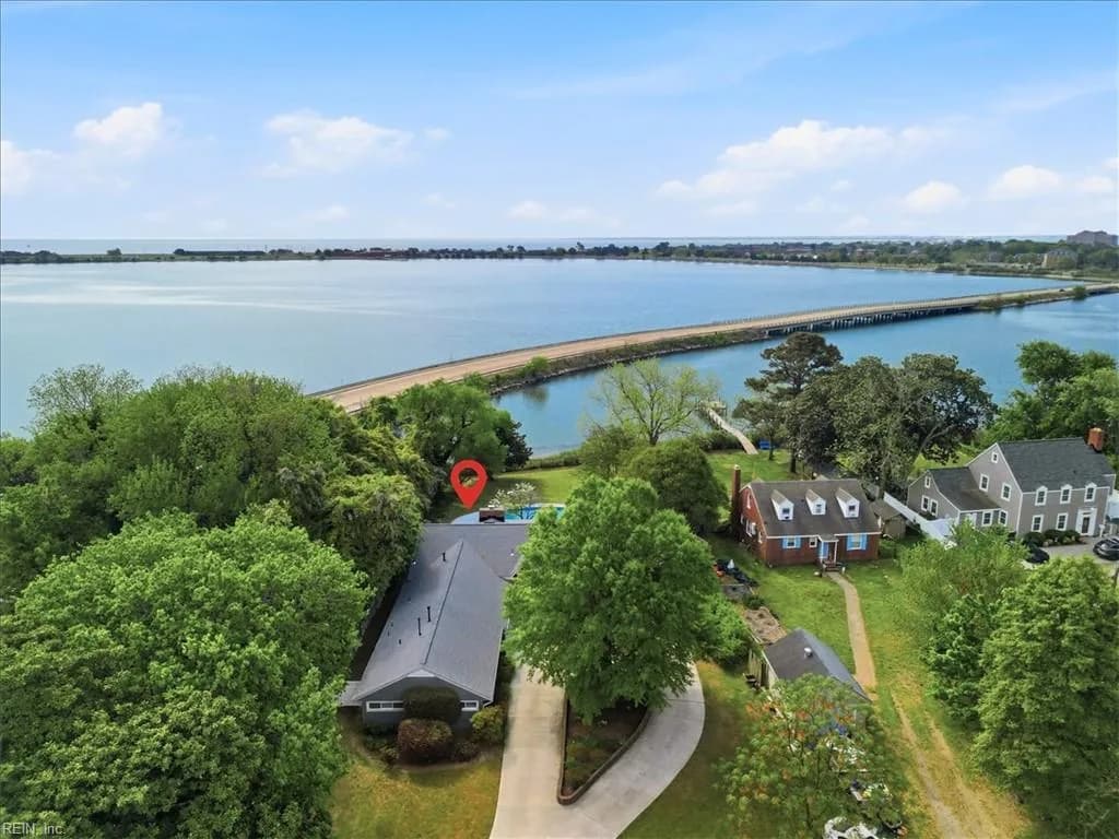 54 N Willard AVE, HAMPTON VA 23663 - Photo 5