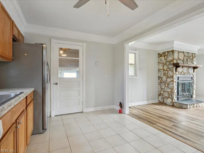 108 Tazewell RD, NEWPORTNEWS VA 23608 - Photo 5