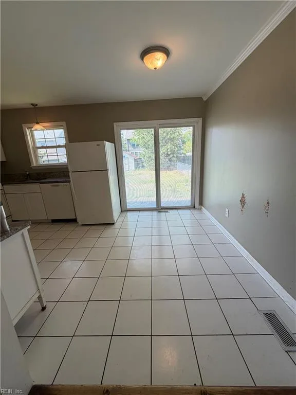 418 Hunlac AVE, HAMPTON VA 23664 - Photo 4