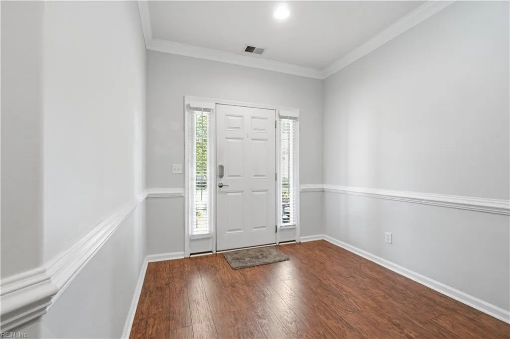 705 Charthouse CIR, HAMPTON VA 23664 - Photo 4