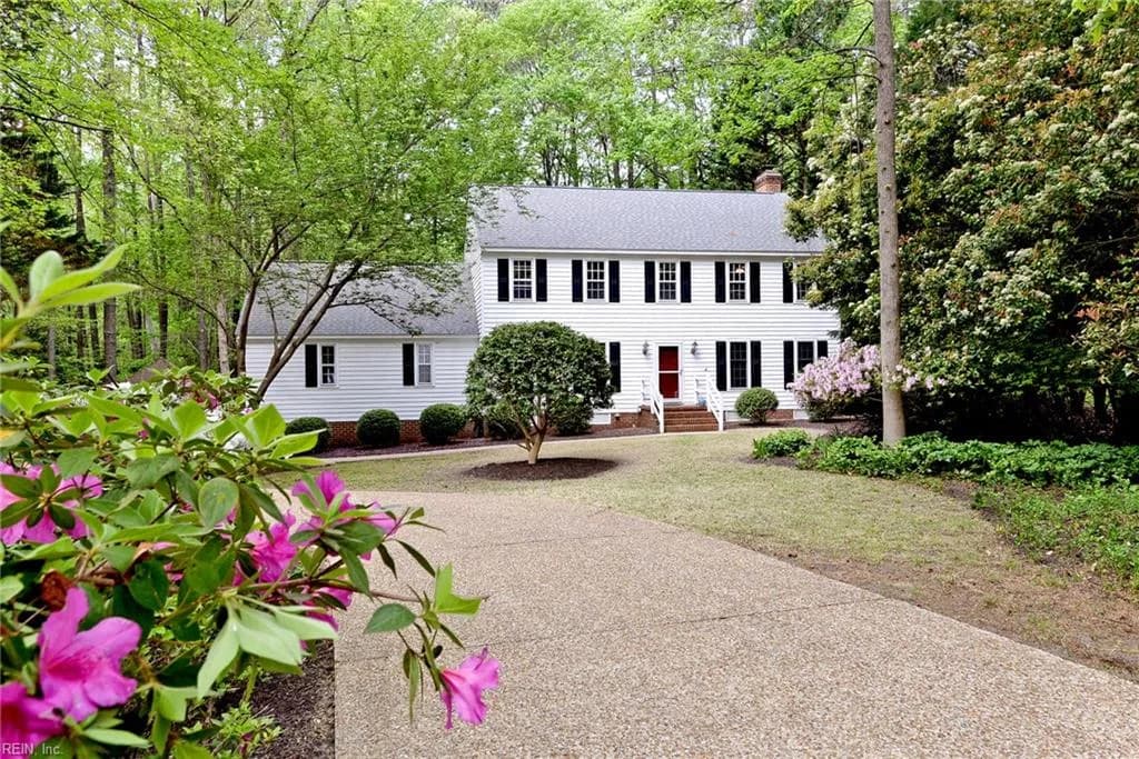 109 Daingerfield RD, WILLIAMSBURG VA 23185 - Photo 3