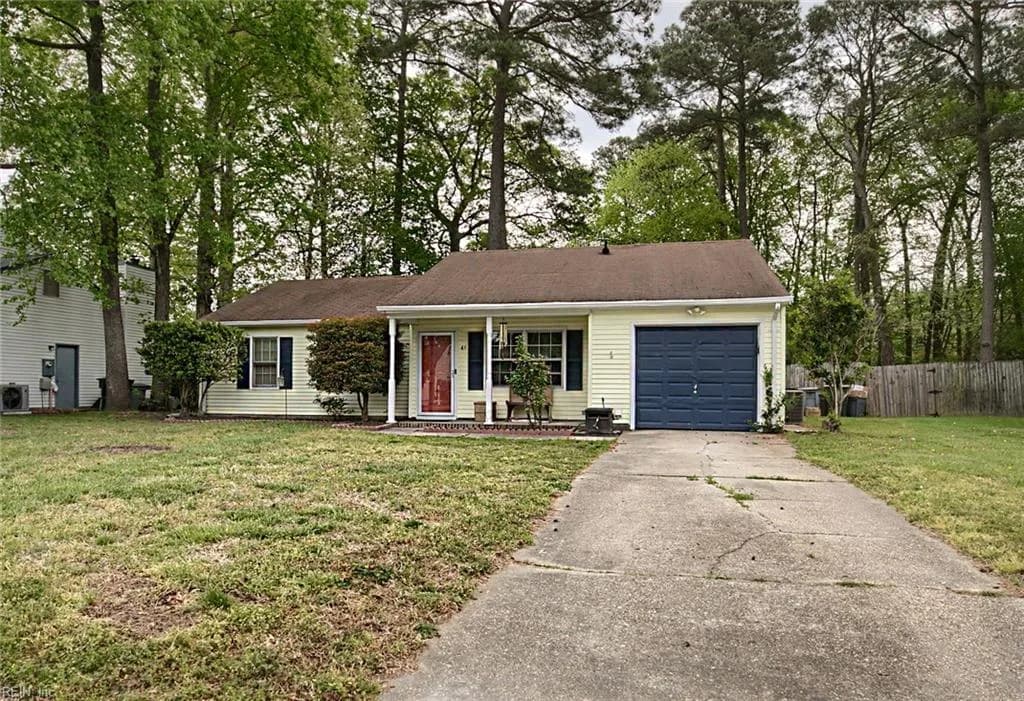 45 Philmont DR, HAMPTON VA 23666 - Main photo