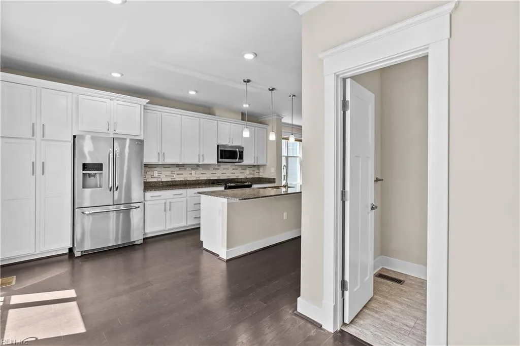 426 Westport ST, NORFOLK VA 23505 - Photo 5