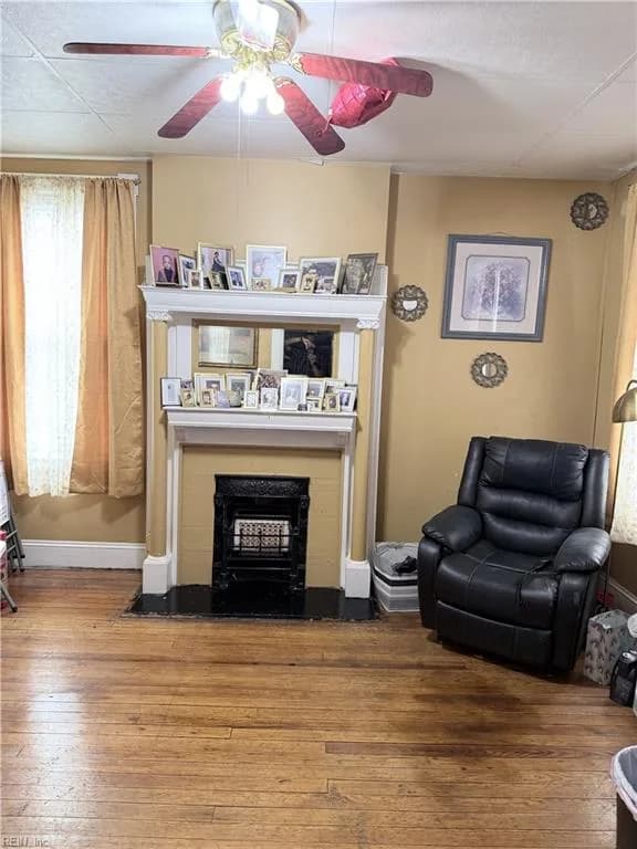 208 W 37th ST, NORFOLK VA 23504 - Photo 4