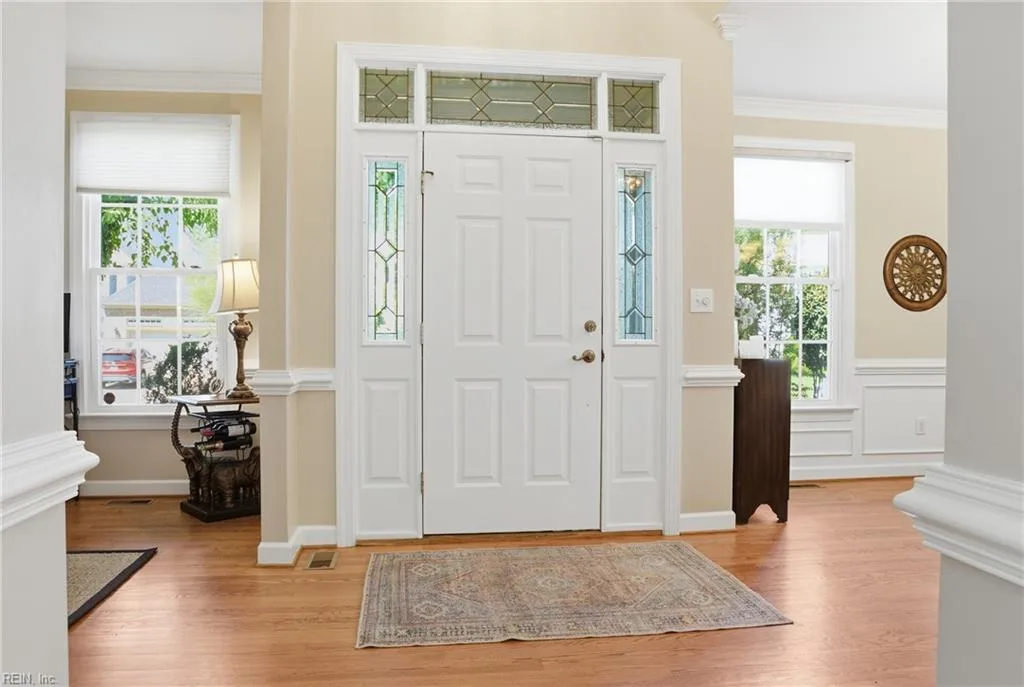107 Crosspointe CT, YORKTOWN VA 23693 - Photo 4