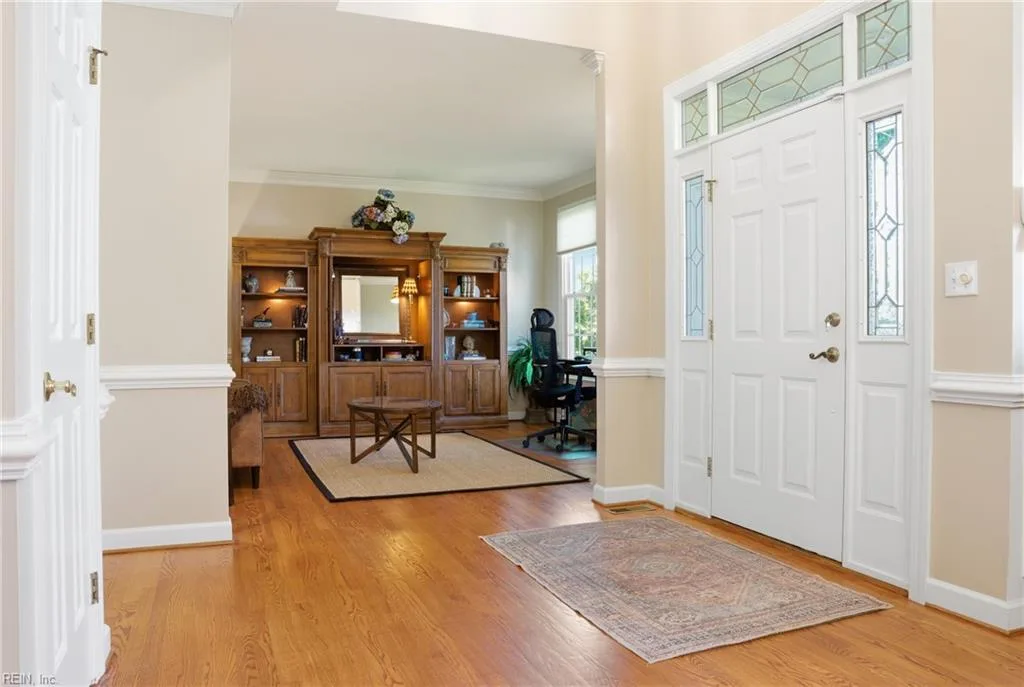 107 Crosspointe CT, YORKTOWN VA 23693 - Photo 5