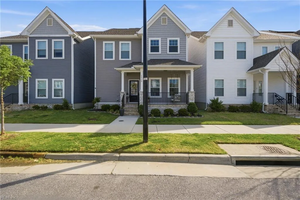 1518 Waltham LN, NEWPORTNEWS VA 23602
