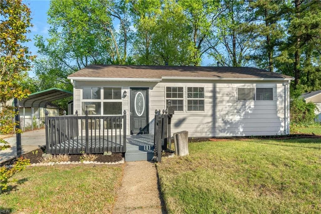 119 York DR, PORTSMOUTH VA 23702 - Photo 2