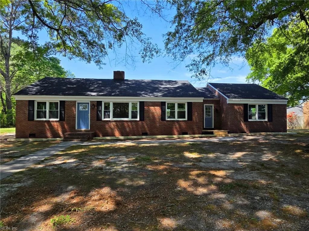 5901 Chuckatuck LN, Suffolk — 4 bed Residential, 2,112 sqft