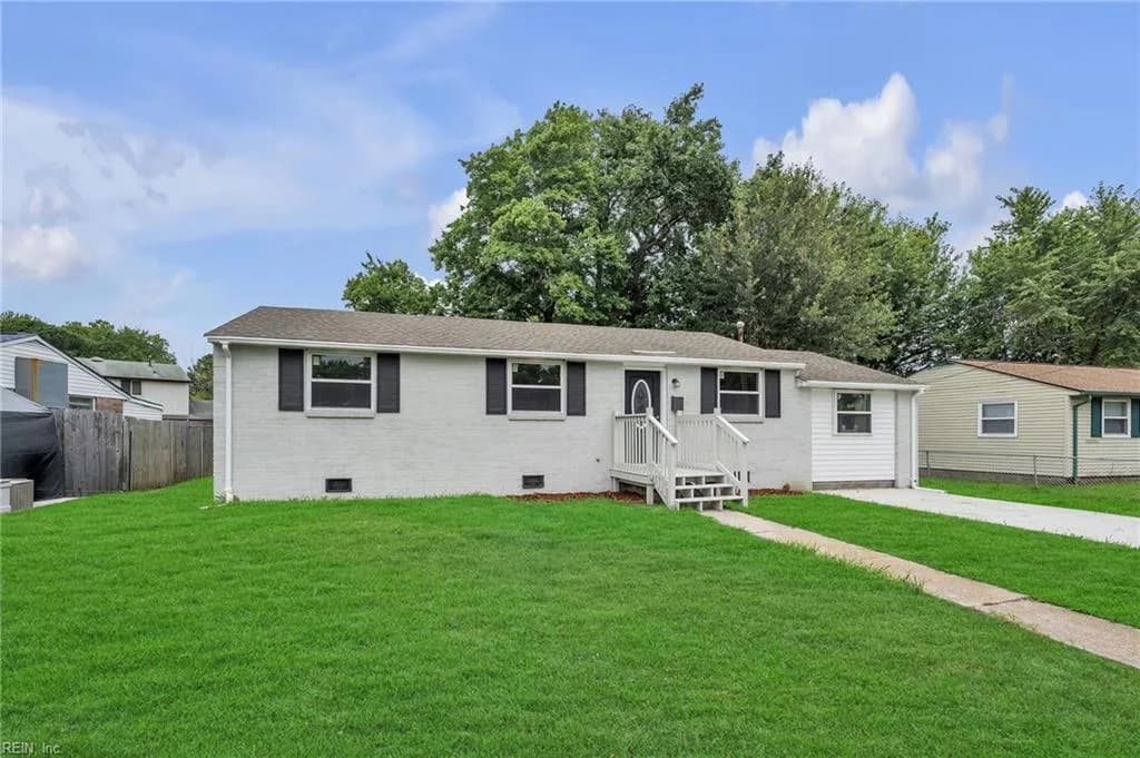 2007 Egger CIR, HAMPTON VA 23663 - Photo 3