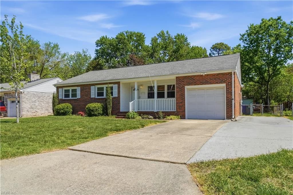 416 Lanyard RD, NEWPORTNEWS VA 23602 - Photo 2