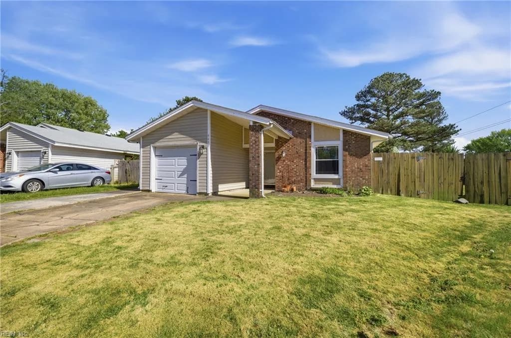 4487 Cherrywood LN, VIRGINIABEACH VA 23453 - Photo 2