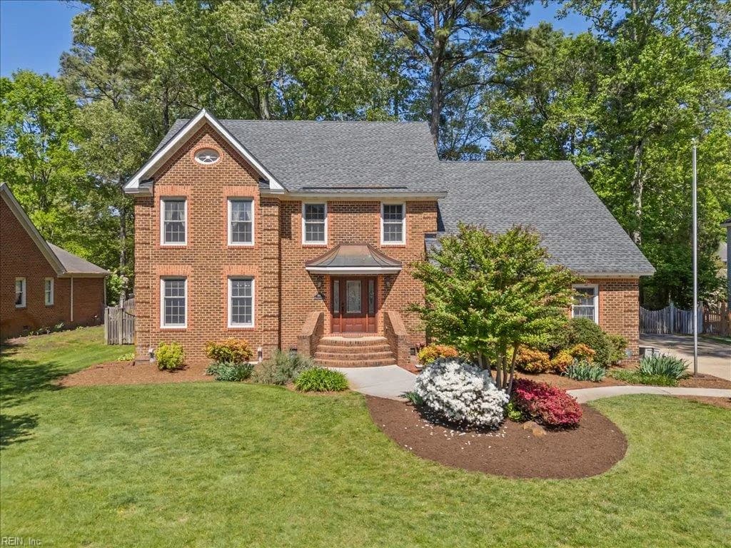 808 Forest Lakes DR, CHESAPEAKE VA 23322 - Photo 2