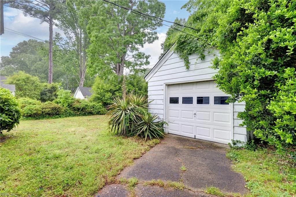 39 Westover RD, NEWPORTNEWS VA 23601 - Photo 5