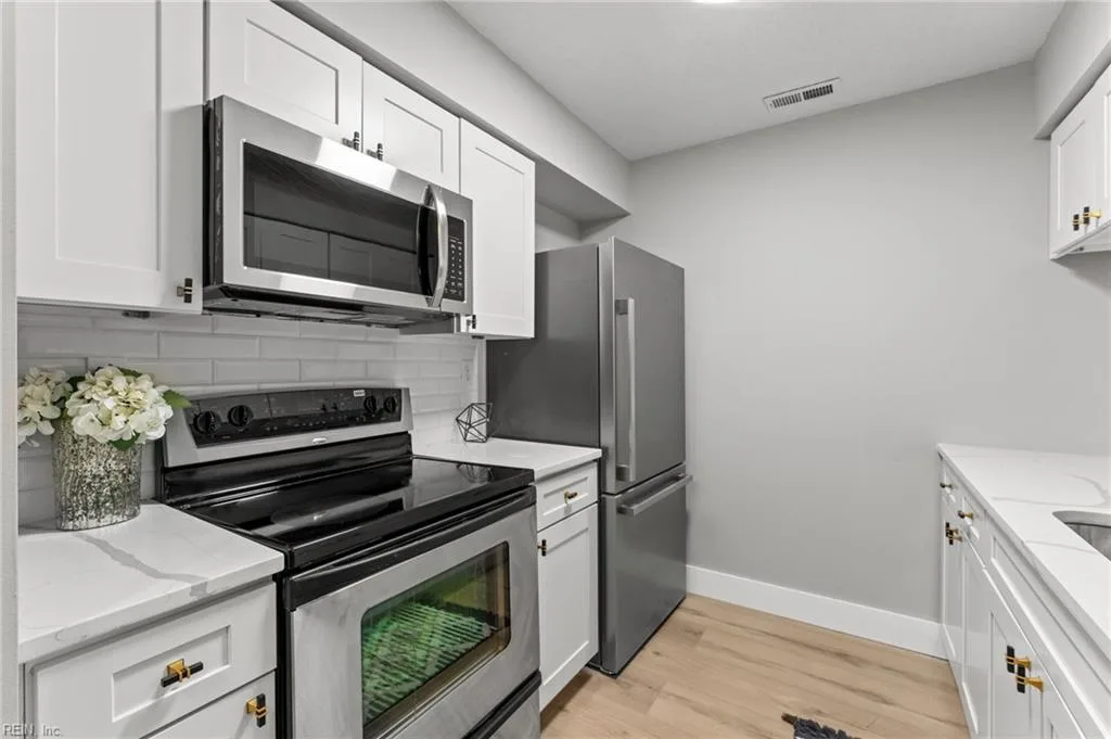 948 Saint Andrews RCH #B, CHESAPEAKE VA 23320 - Photo 5