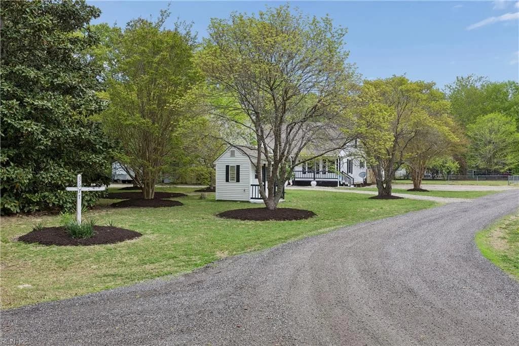 3677 Buckeye LN, HAYES VA 23072 - Photo 3