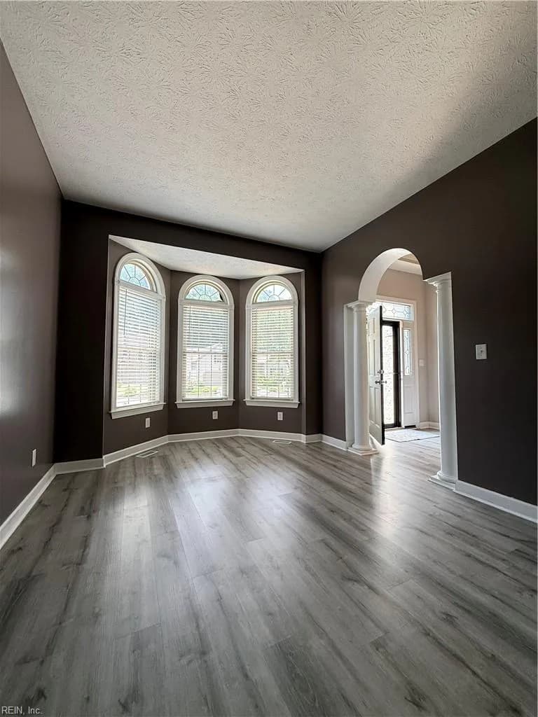 115 Sheldon CT, YORKTOWN VA 23693 - Photo 4