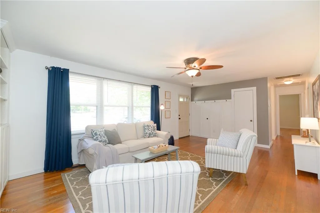 4107 Hazelwood RD, HAMPTON VA 23666 - Photo 4