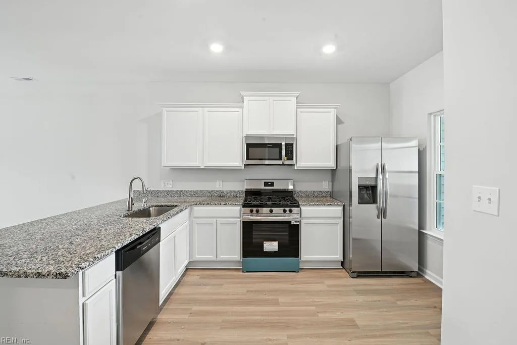 1518 Independence BLVD, NEWPORTNEWS VA 23608 - Photo 4