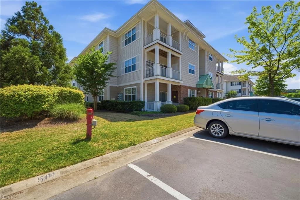 2469 Leytonstone DR #106, CHESAPEAKE VA 23321 - Photo 2
