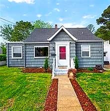 2207 Cromwell DR, NORFOLK VA 23509 - Main photo