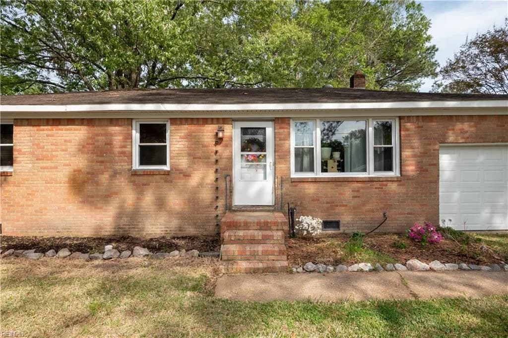 1009 Vanderploeg DR, CHESAPEAKE VA 23320 - Photo 3