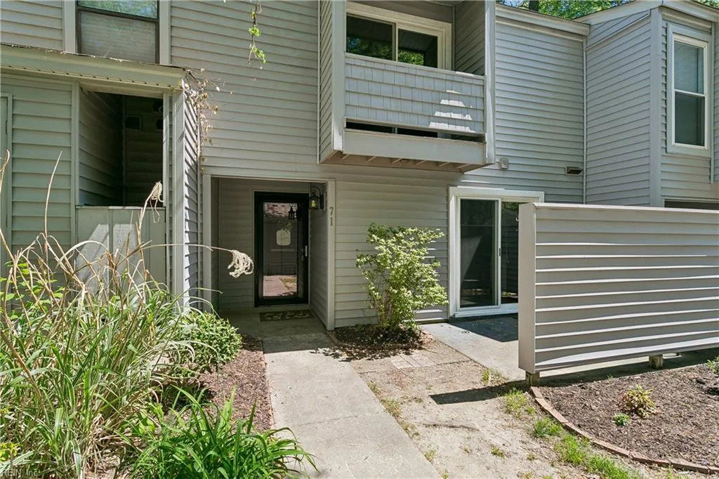 71 Summer NONE E, Williamsburg — 3 bed Residential, 1,406 sqft