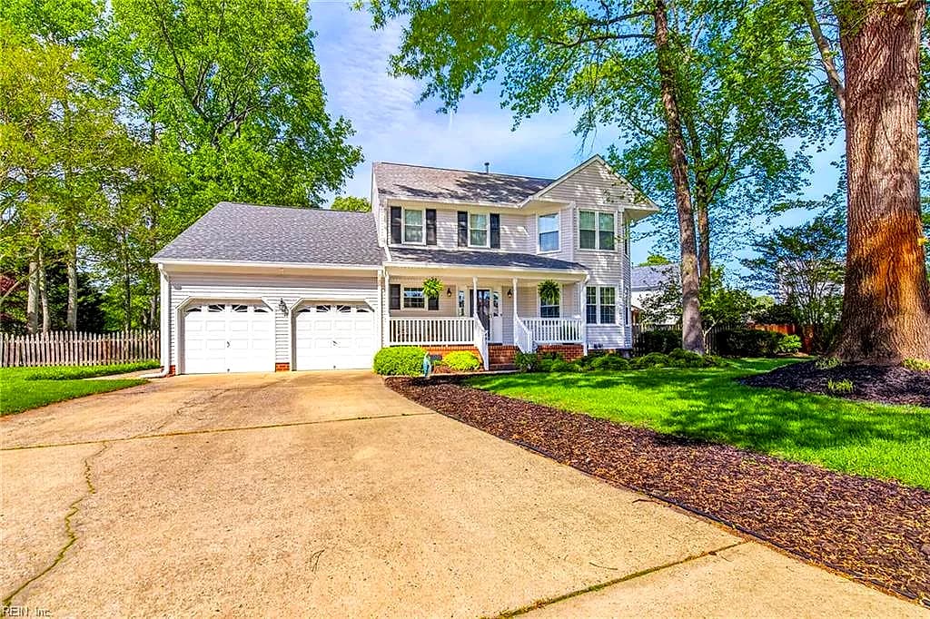401 Pelican CIR, CHESAPEAKE VA 23322 - Main photo