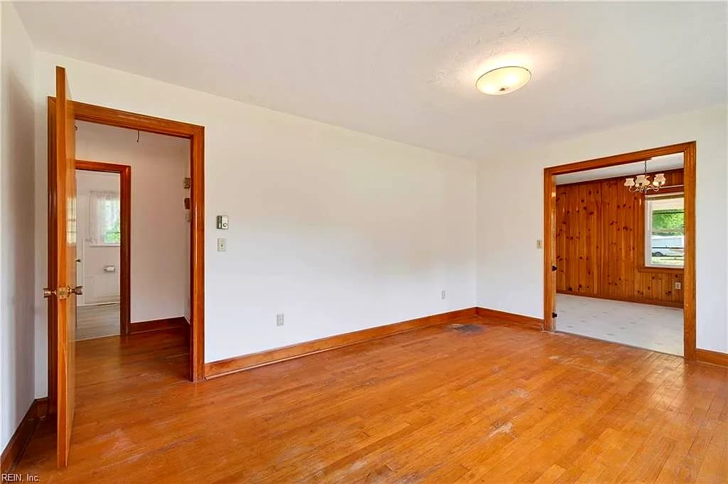 204 Country Club RD, FRANKLIN VA 23851 - Photo 5