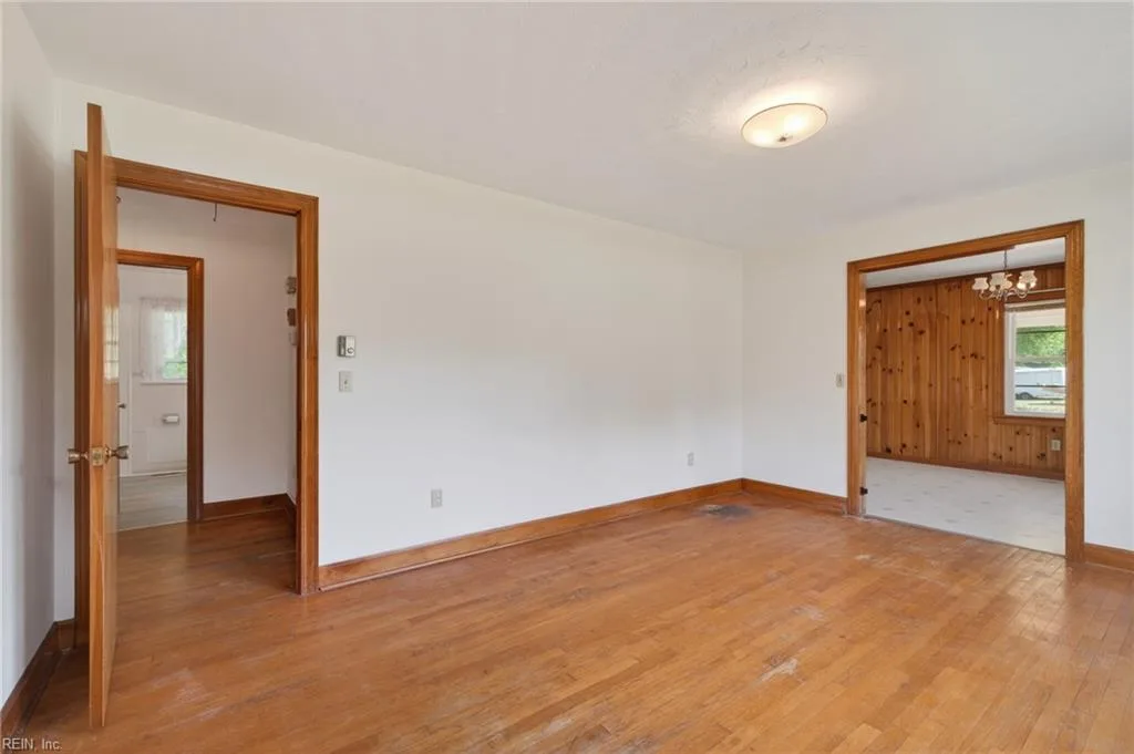 204 Country Club RD, FRANKLIN VA 23851 - Photo 5