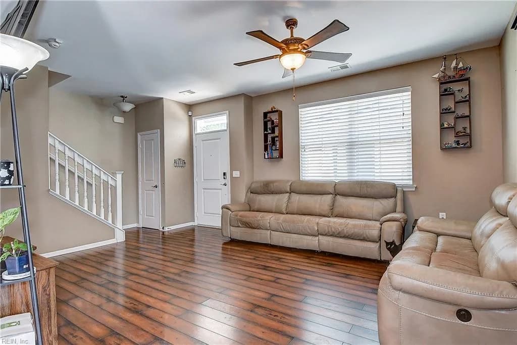 602 Lacy Oak DR, CHESAPEAKE VA 23320 - Photo 5