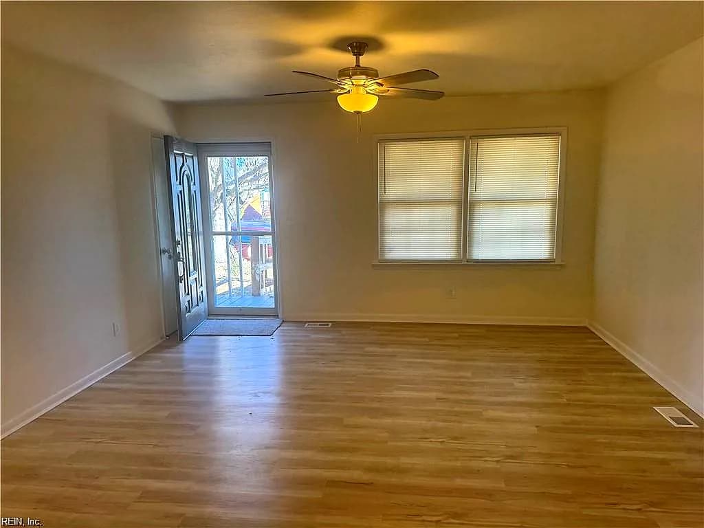 4108 Wake AVE, CHESAPEAKE VA 23324 - Photo 3