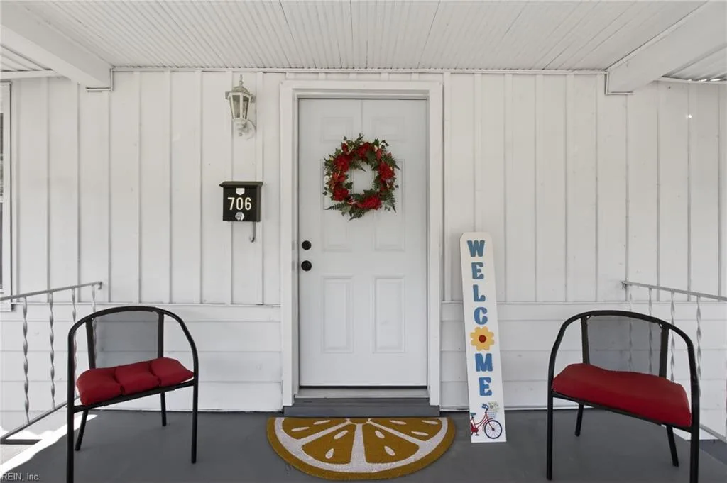 706 Newport News AVE, HAMPTON VA 23669 - Photo 5